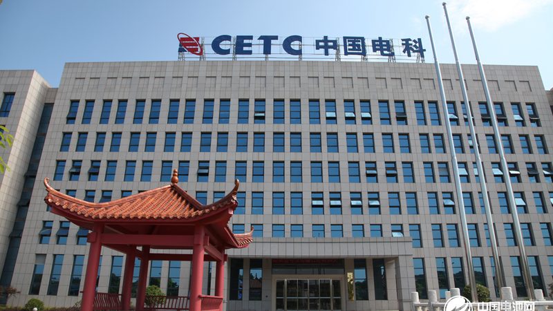 电子科技公司加盟与直营：揭秘背后的商业逻辑**